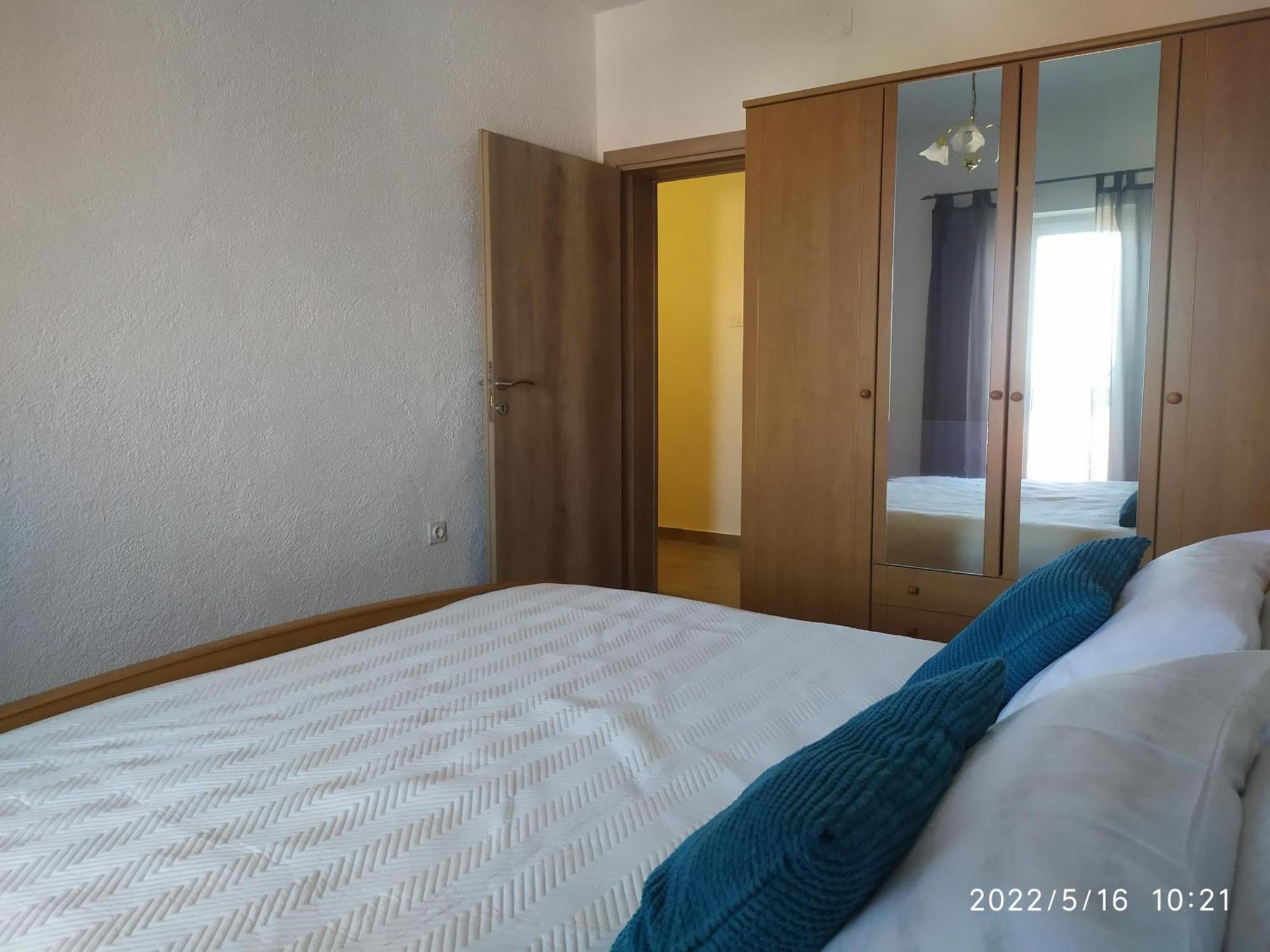 Apartments And Room Suza Senj  Exterior photo